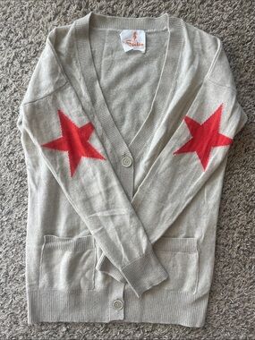 Neutral V-Neck Cashmere Cardigan with Red Star Elbow Patches